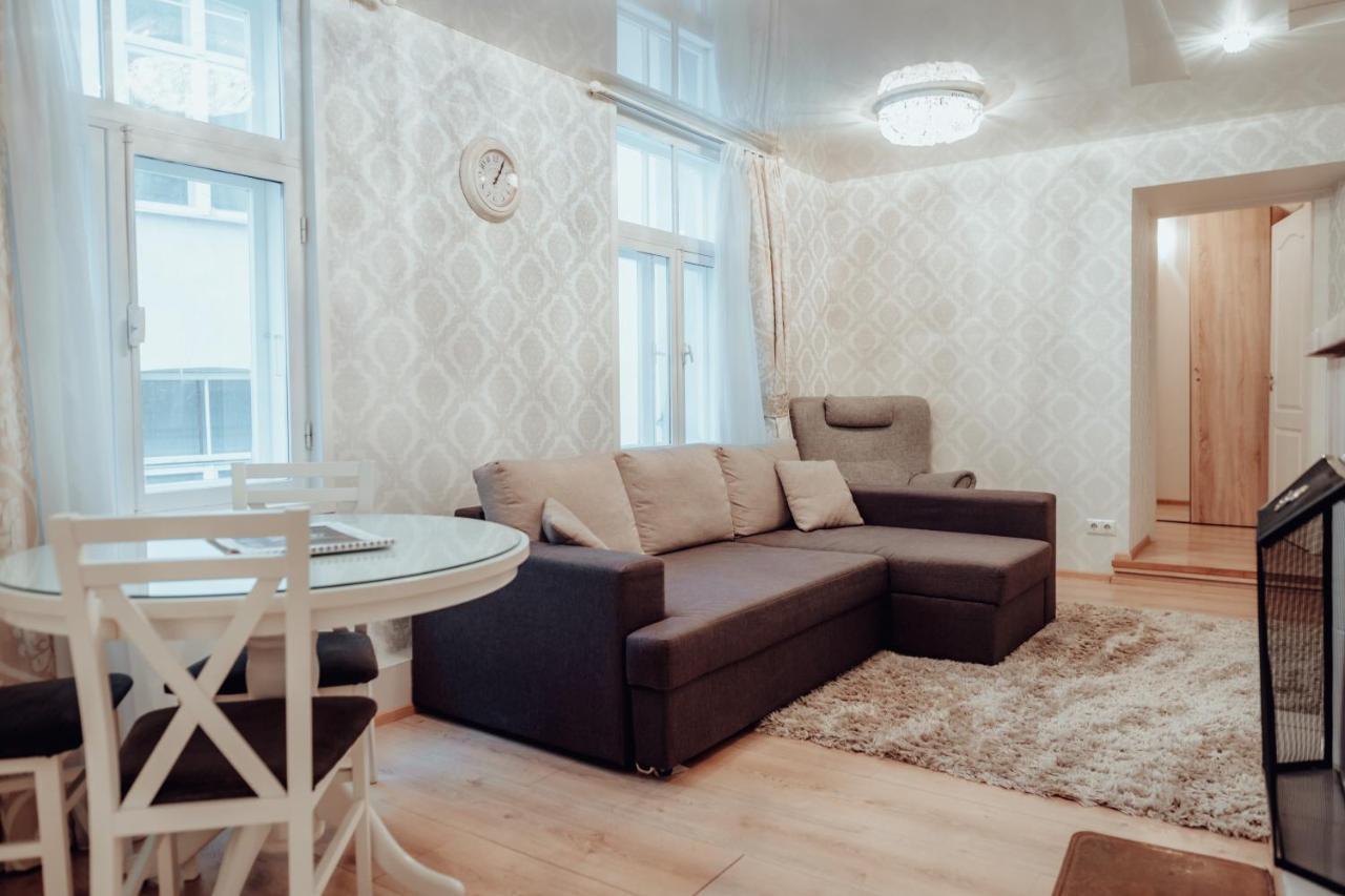 Dream Stay - Spacious 1-Bedroom Apartment In The Old Town Таллин Экстерьер фото